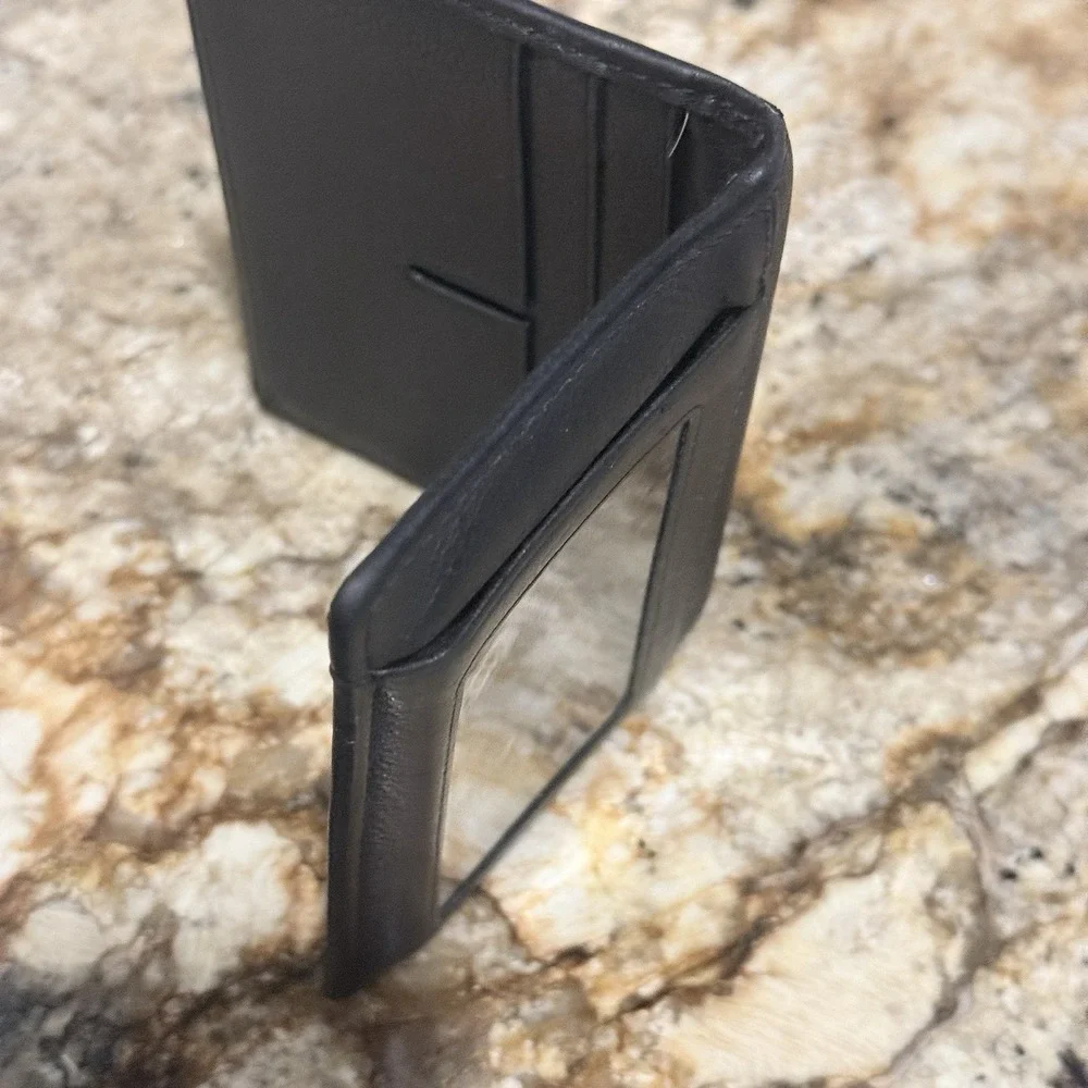Tumi Black Leather Bi-Fold Card Wallet